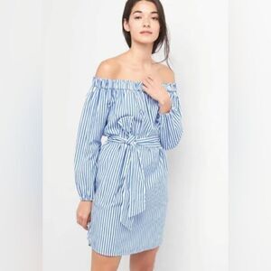 Women's Gap Size Small‎ Blue & White Striped 100% Cotton Dress With Pockets